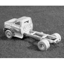 1633 1982 Ford L8000 Cab and Chassis
